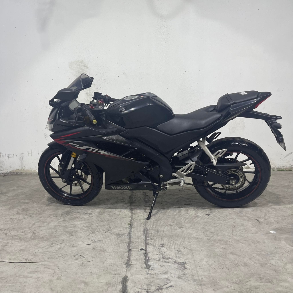 Báo giá xe cũ Yamaha R15 V3 CỰC CHUẨN odo 4000km mới về CH ngày  28112022  R15V3 CHÍNH CHỦ ĐẸP  YouTube